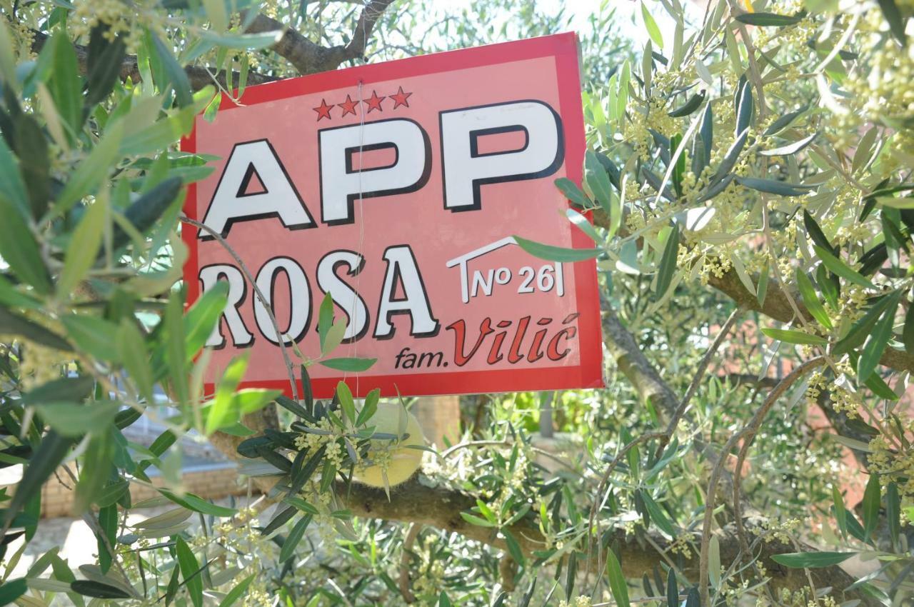 אומאג Apartments Rosa מראה חיצוני תמונה