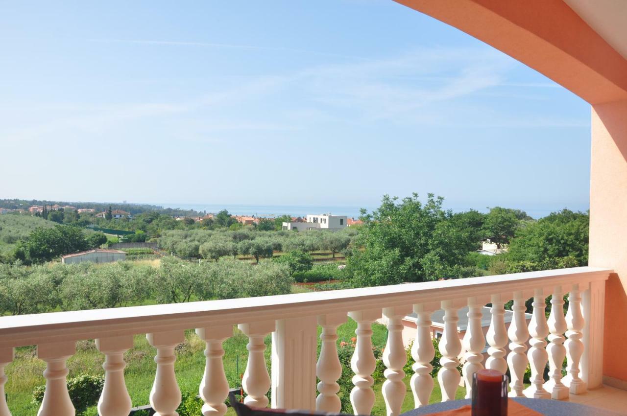 אומאג Apartments Rosa מראה חיצוני תמונה