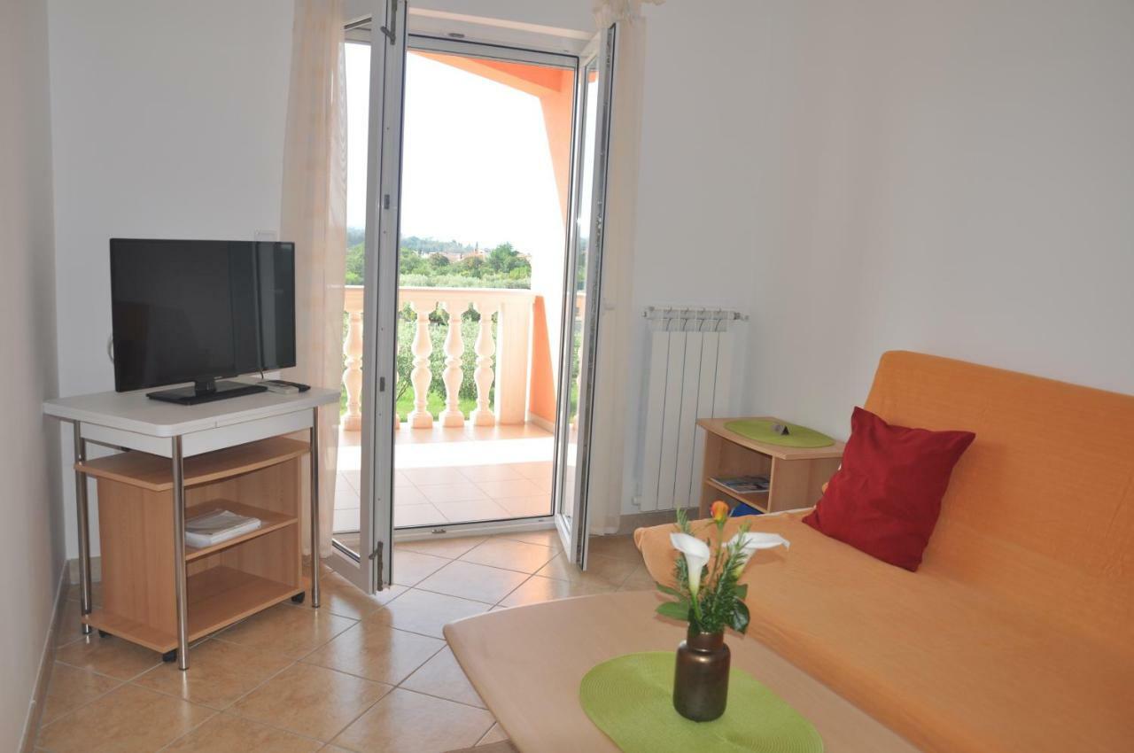 אומאג Apartments Rosa מראה חיצוני תמונה