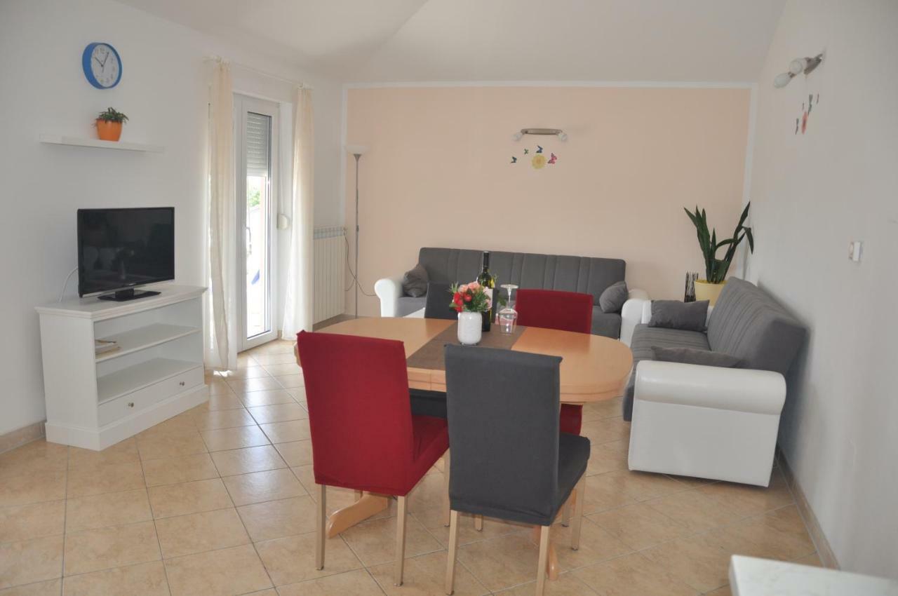 אומאג Apartments Rosa מראה חיצוני תמונה