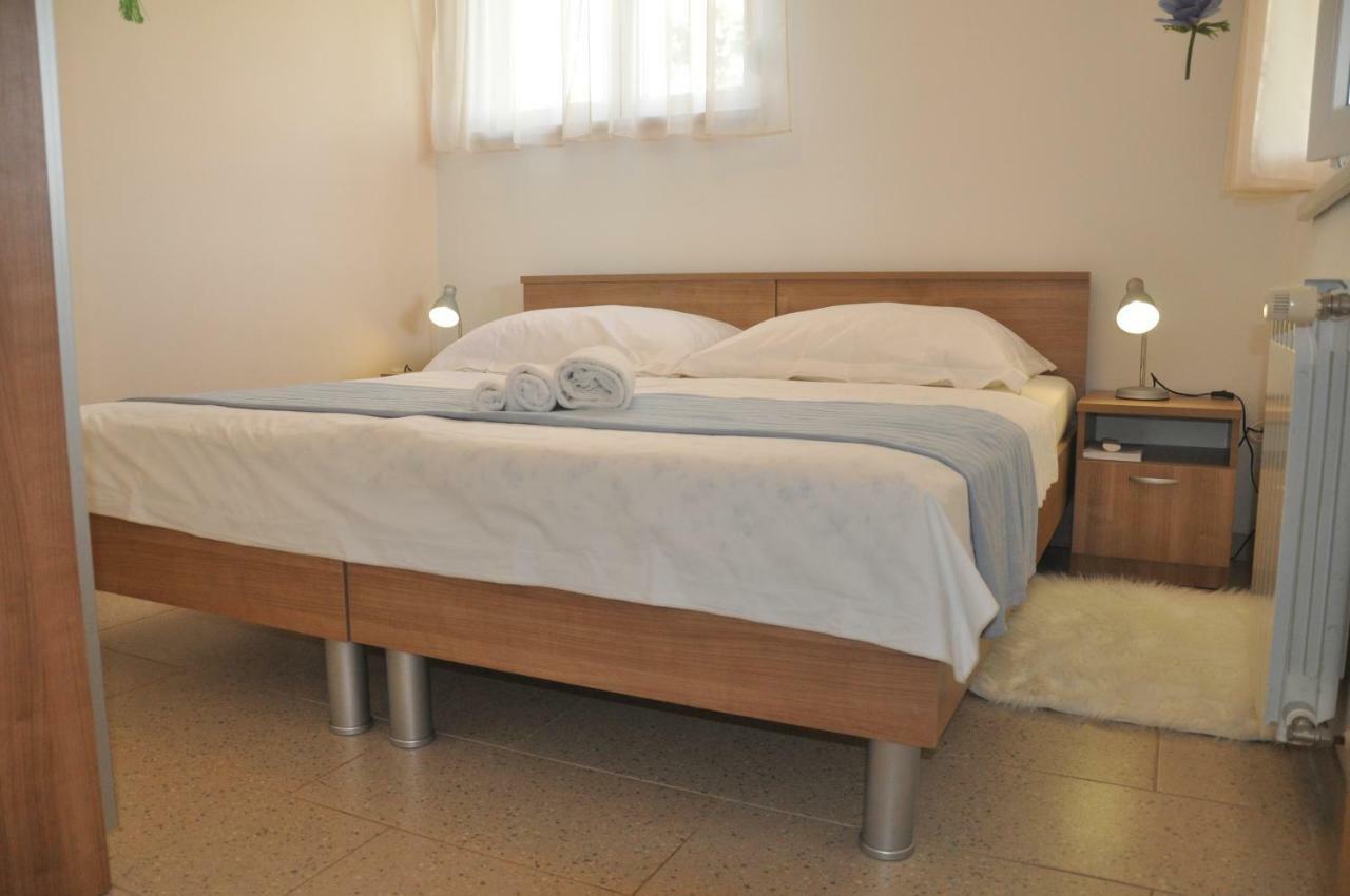 אומאג Apartments Rosa מראה חיצוני תמונה