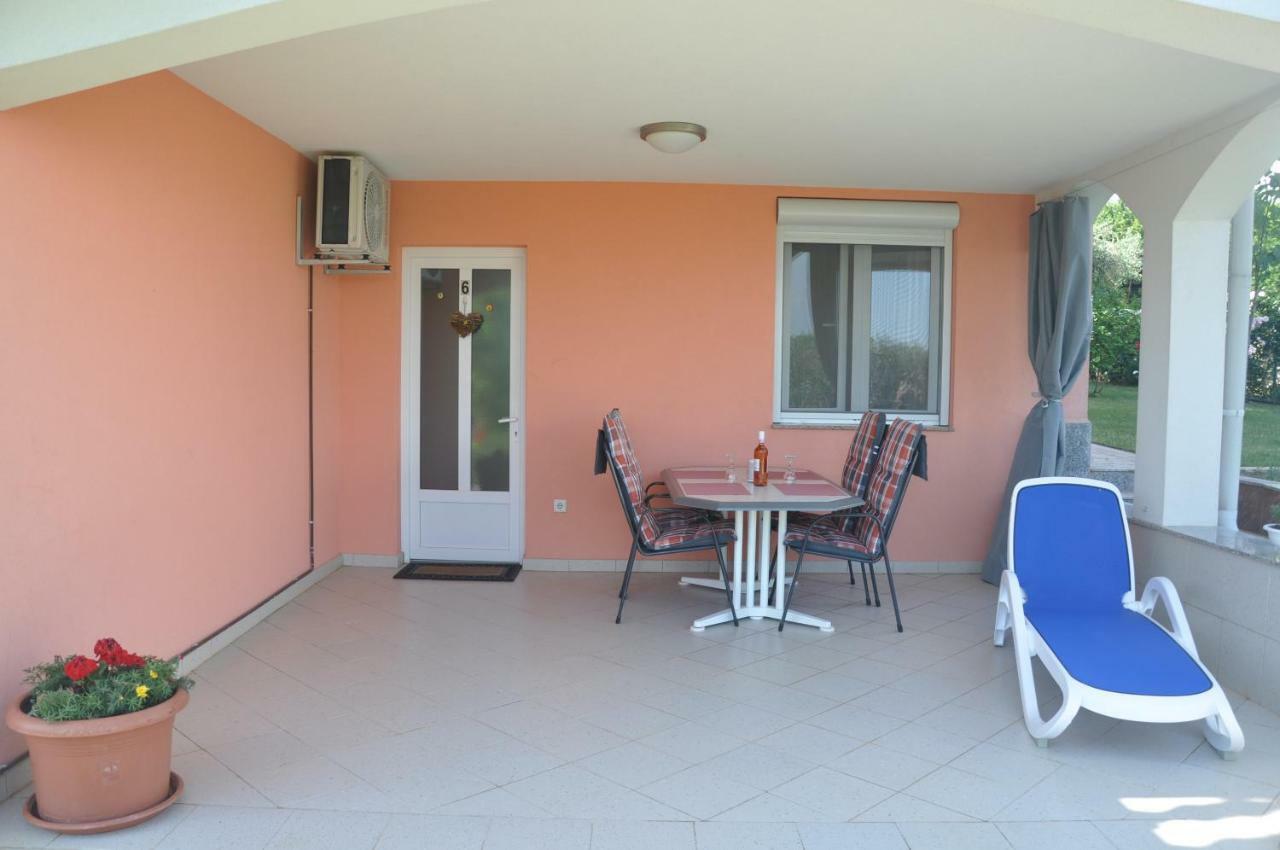 אומאג Apartments Rosa מראה חיצוני תמונה